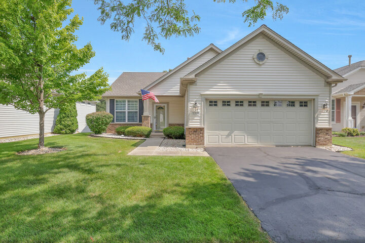 Property Photo: 12634 Cold Springs Drive IL 60142