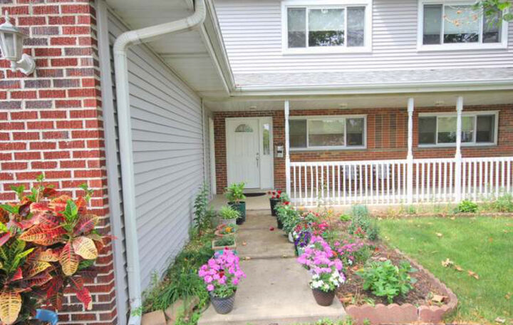Property Photo:  4310 Church Street  IL 60076 