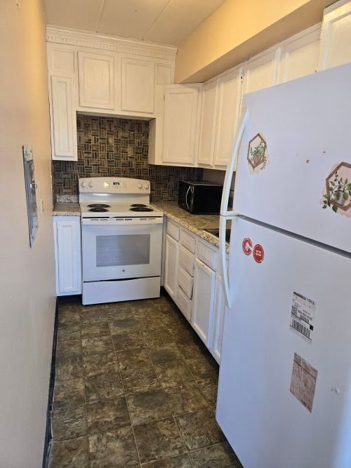 Property Photo: 6160 N Damen Avenue 509 IL 60659