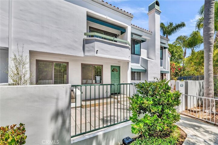 19562 Pompano Lane 108  Huntington Beach CA 92648 photo