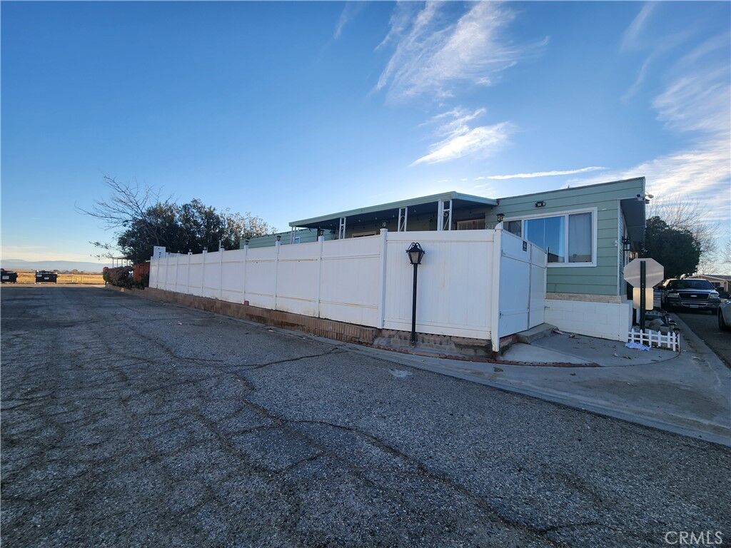 Property Photo:  4500 W Rosamond Sp 21A  CA 93560 