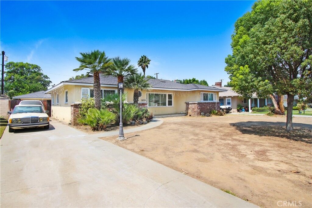 Property Photo:  3878 Lafayette Street  CA 92503 
