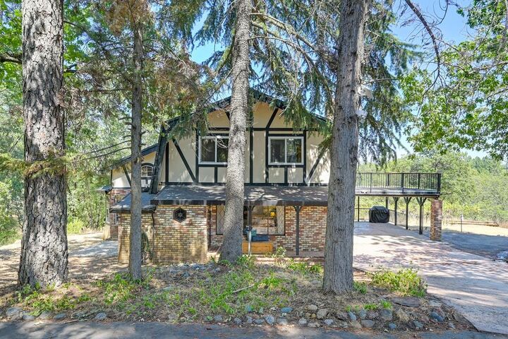 Property Photo: 370 Bon Vue Drive CA 95703