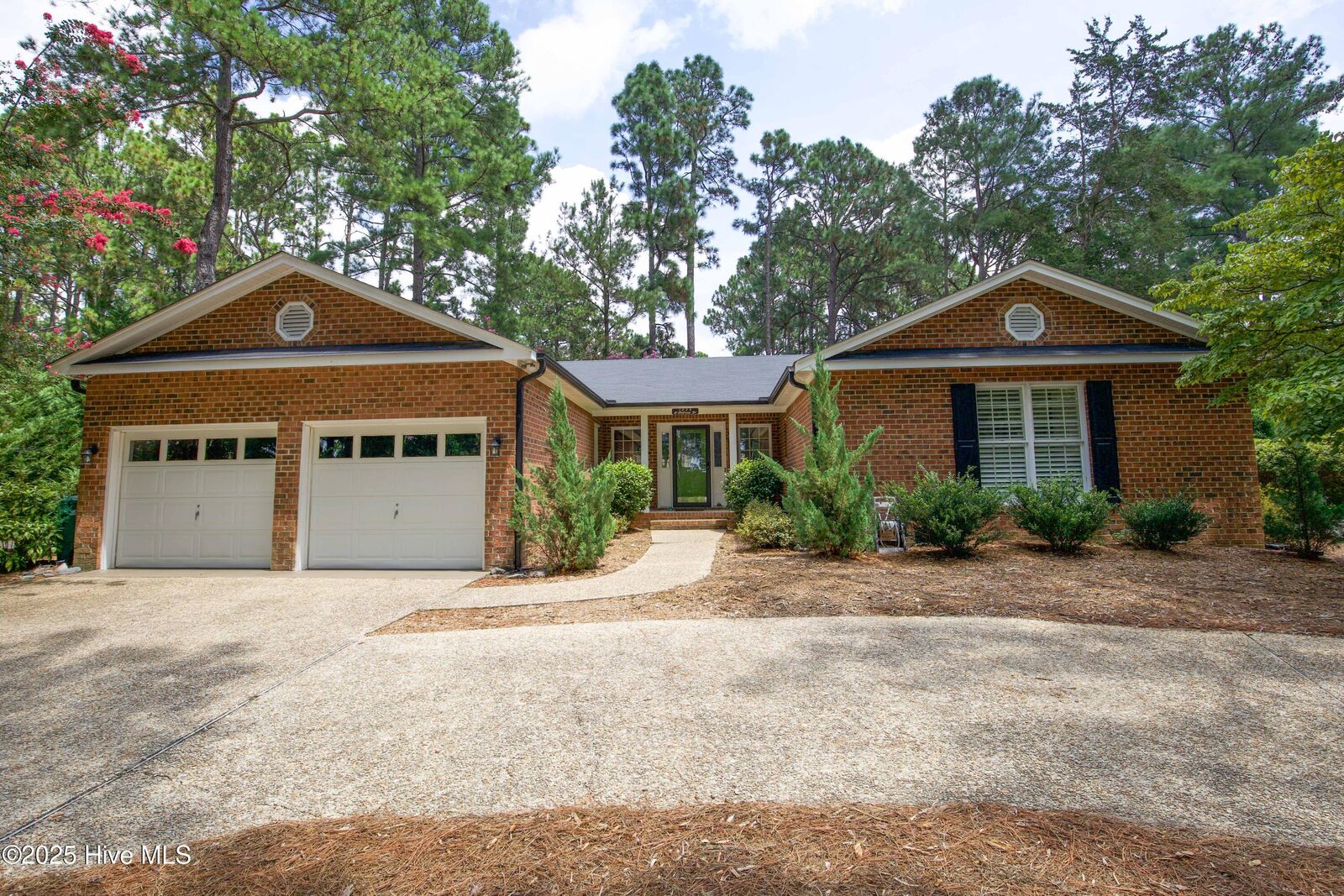 Property Photo:  1230 Saint Andrews Drive  NC 28374 