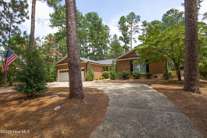 1230 Saint Andrews Drive  Pinehurst NC 28374 photo