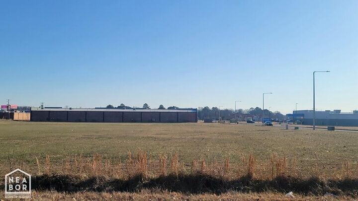 Property Photo:  2804 Creek  AR 72401 