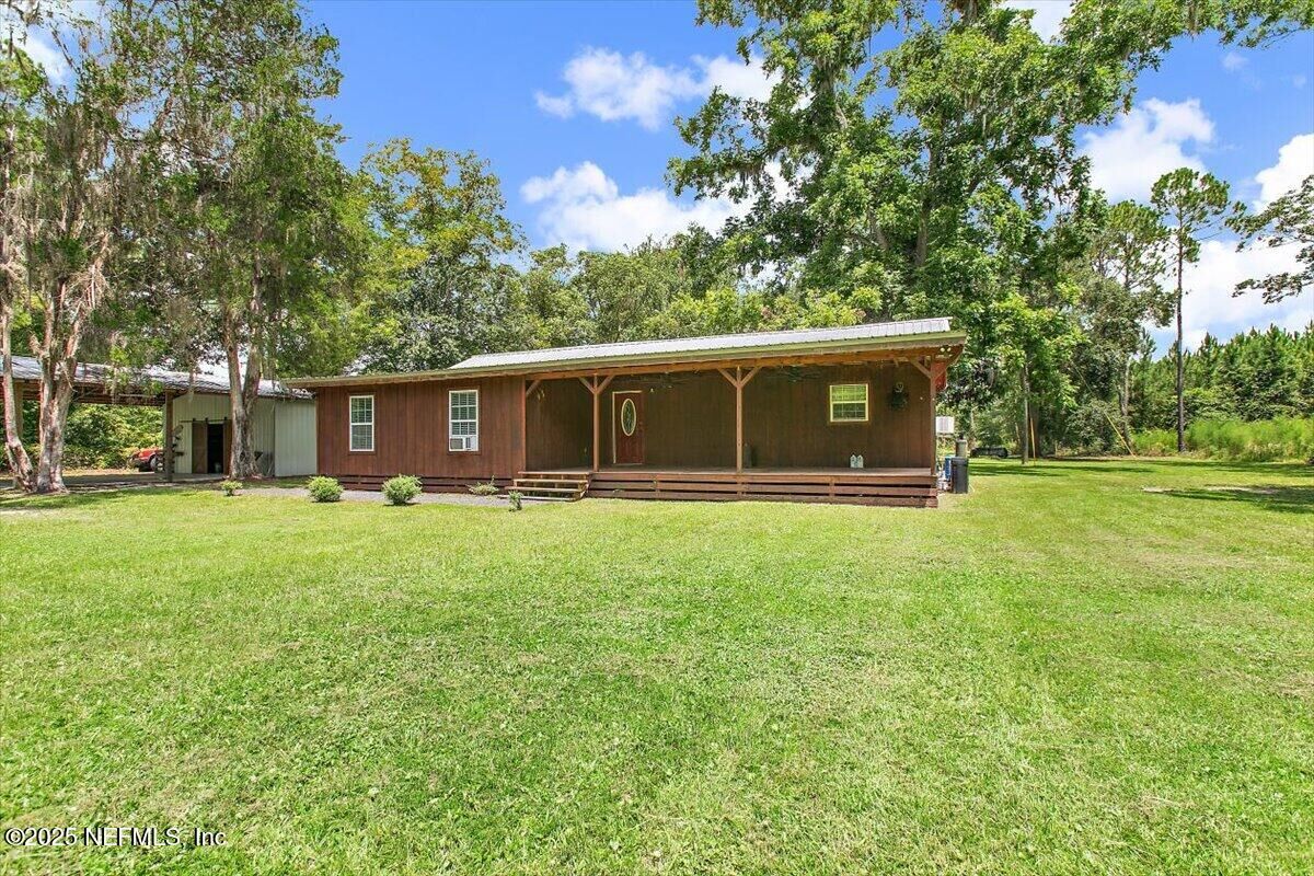 Property Photo:  17071 Sutton Trail  FL 32040 