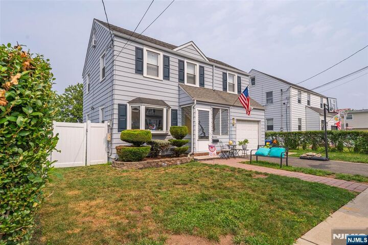 Property Photo:  19 Pine Street  NJ 07031 