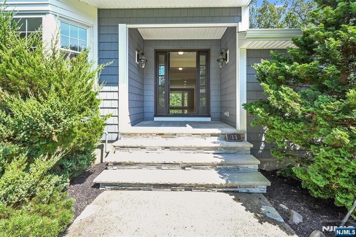 Property Photo: 11 Aspen Court NJ 07470