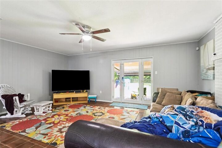 Property Photo: 113 W Pinewood Drive LA 70458