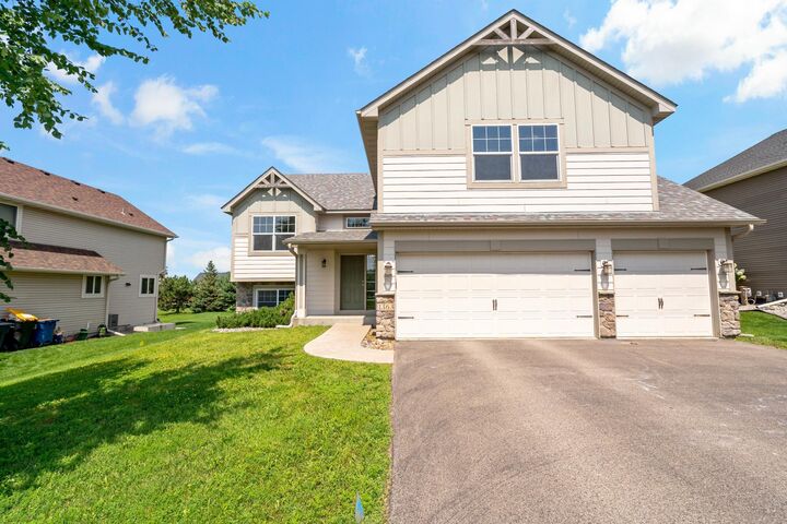 Property Photo:  1363 Ridge Lane  MN 55379 