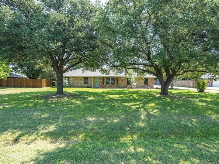 140 Mabry Lane  Red Oak TX 75154 photo