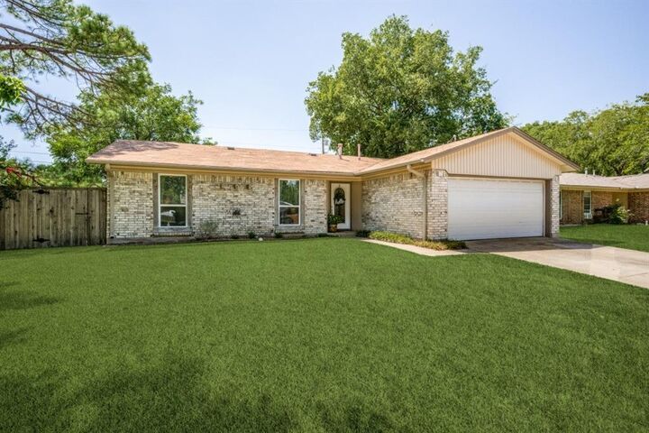 Property Photo:  3501 Huisache Street  TX 76209 