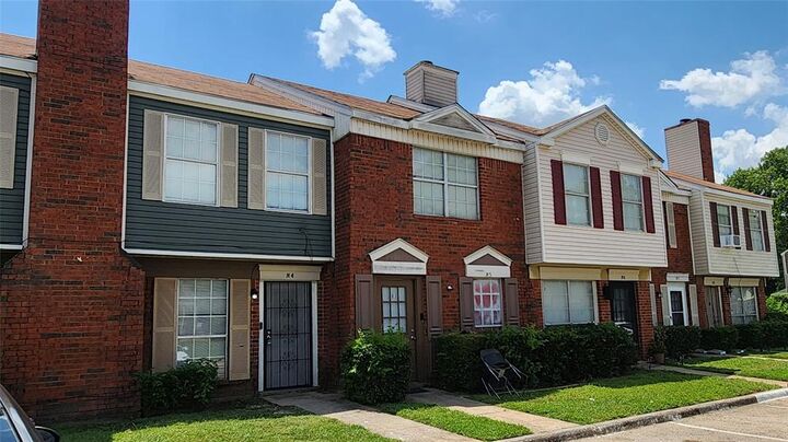 Property Photo: 10500 Lake June Road N04 TX 75217