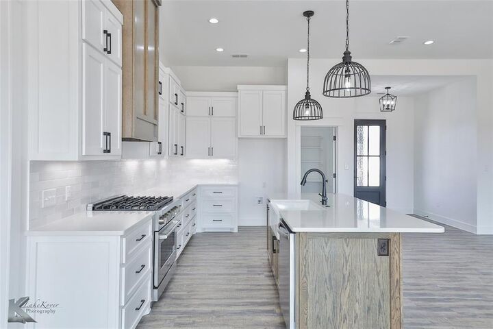 Property Photo:  173 Windy Hill Drive  TX 79562 