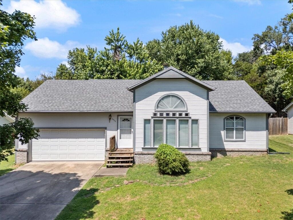 Property Photo: 2454 Megan AR 72703