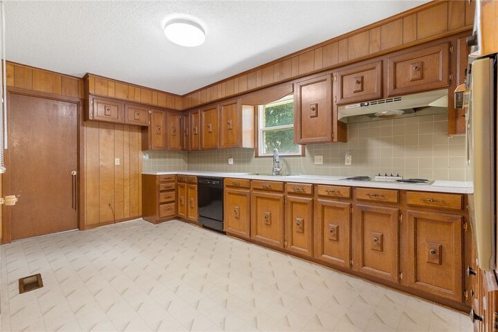 Property Photo:  3861 Becky Terrace  AR 72601 