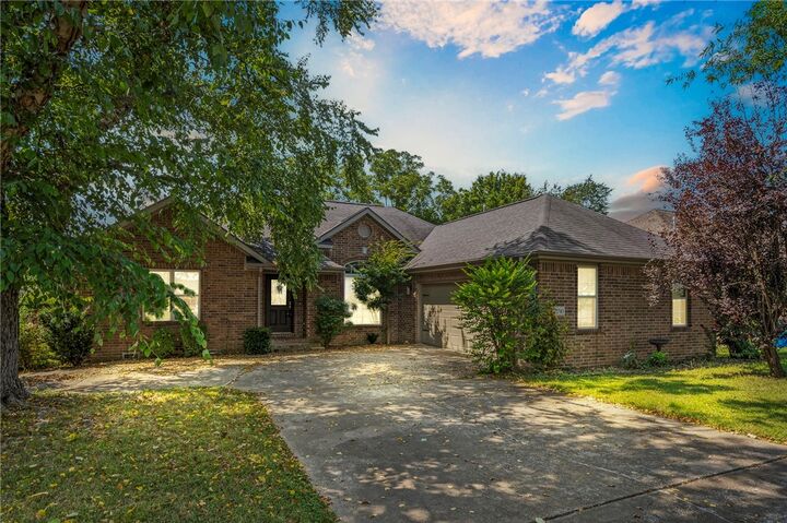 2703 SW 8th Street  Bentonville AR 72712 photo