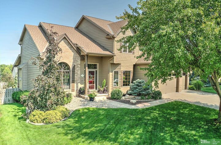 Property Photo:  4907 N 139th Street  NE 68164 