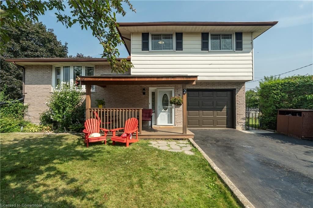 Property Photo:  2 Lester Place  ON N1R 2P9 