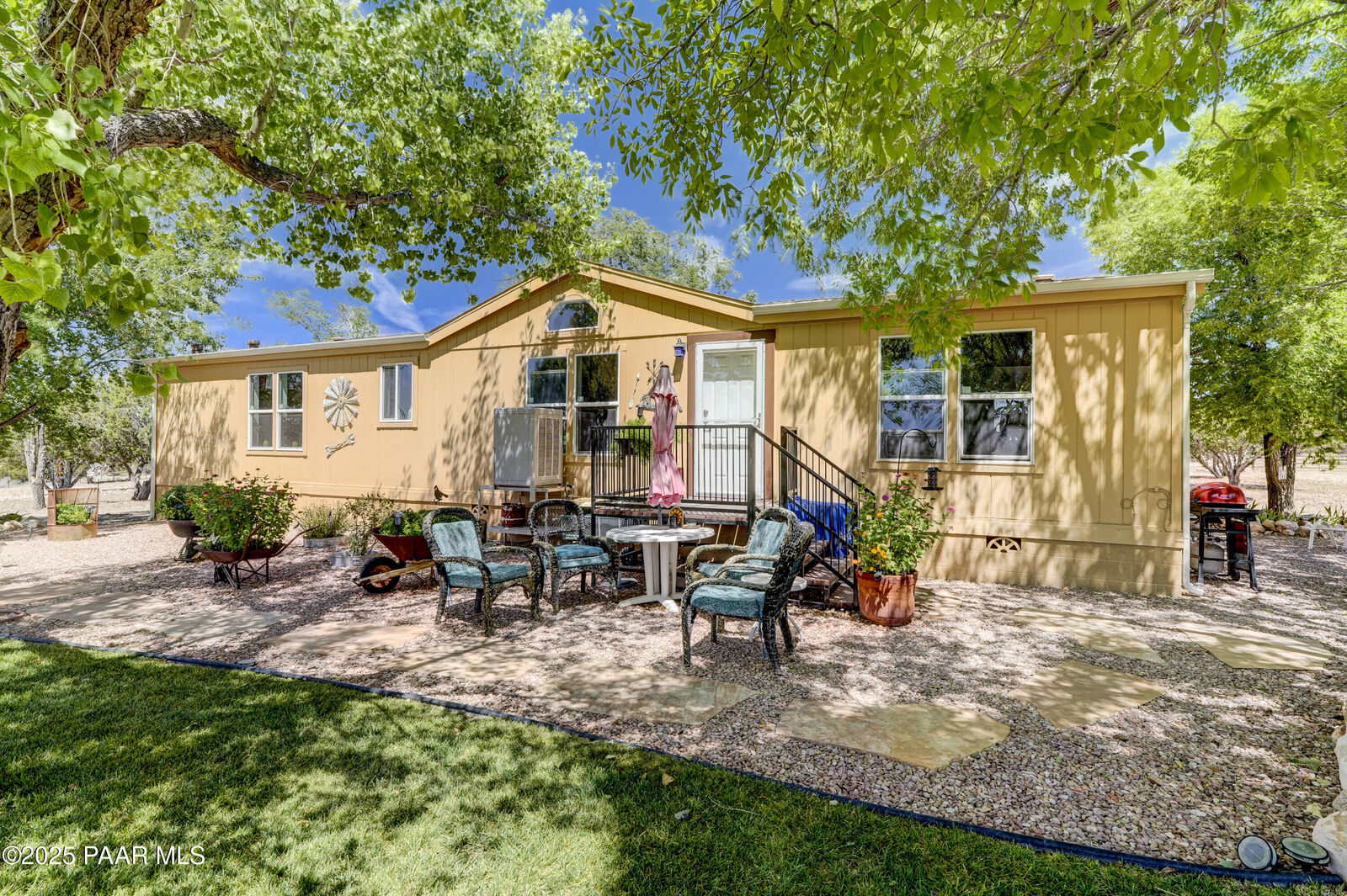 Property Photo: 990 W Valleri Ann Road AZ 86334