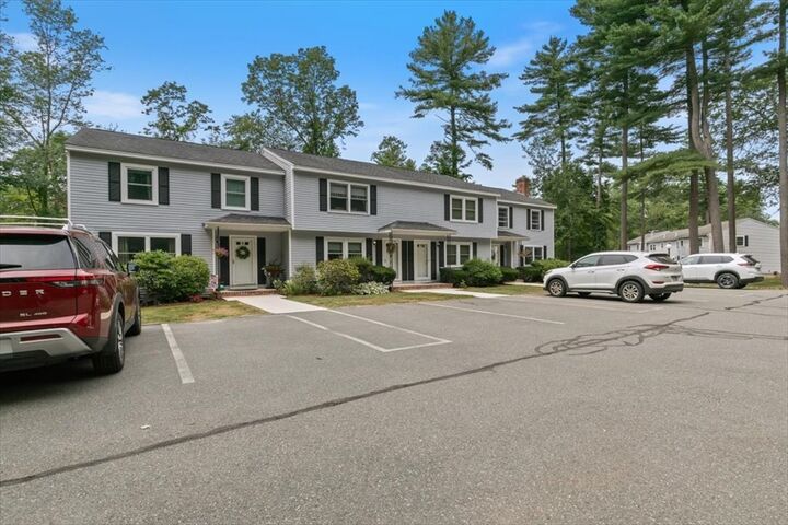 Property Photo:  3 West Pine 2  NH 03865 