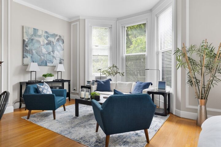 Property Photo:  292 Beacon St 3  MA 02116 