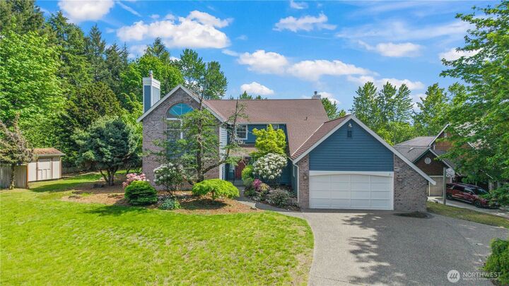 Property Photo: 11718 141st Street E WA 98374