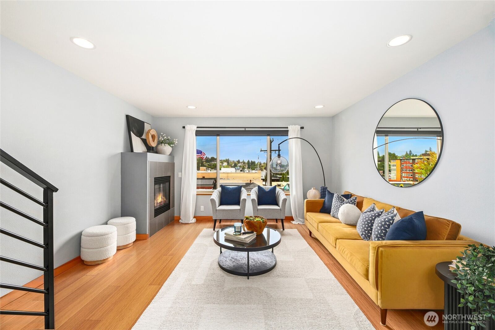 Property Photo: 4710 37th Avenue SW B WA 98126