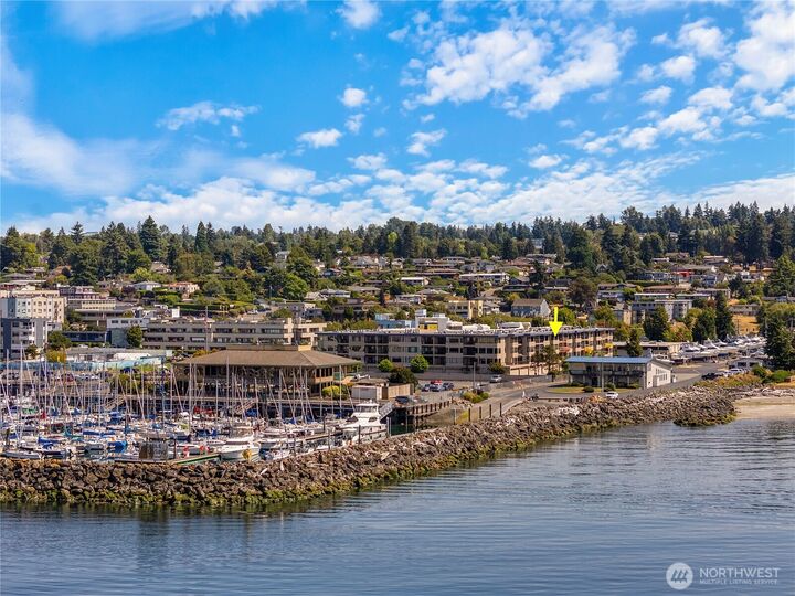 Property Photo:  601 S 227th Street 406S  WA 98198 