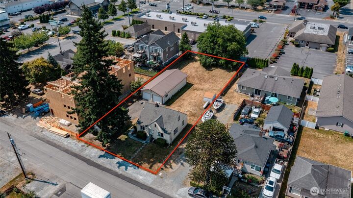 721 S Alder Street  Burlington WA 98233 photo