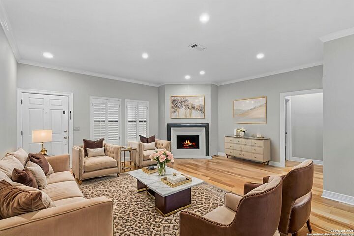 Property Photo:  100 W El Prado Drive 214  TX 78212 