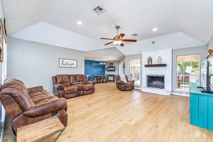Property Photo: 6765 Templin Rd TX 76904