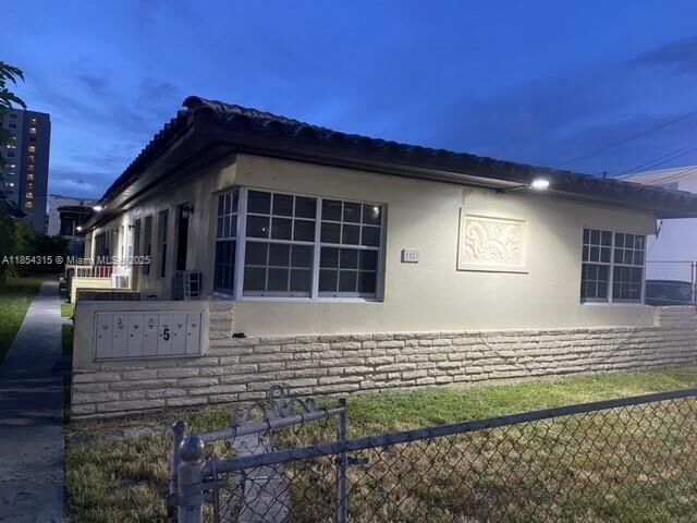 1021 SW 3rd St 7  Miami FL 33130 photo