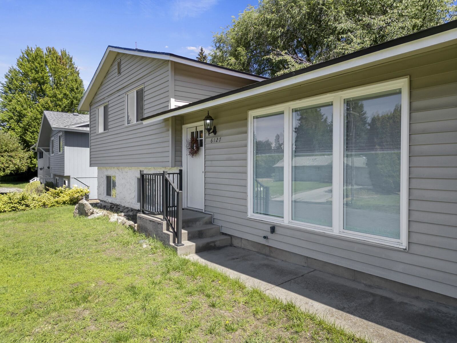 Property Photo:  6127 S Crestline St  WA 99223 