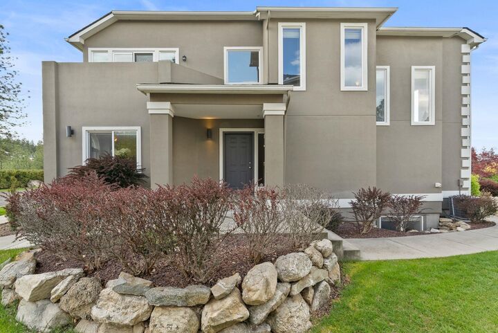 Property Photo: 1826 S Viewcrest Ln 1826 S. Viewcrest Ln. WA 99212