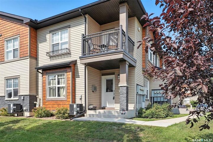 Property Photo:  1015 Patrick Crescent 2301  SK S7W 0M1 