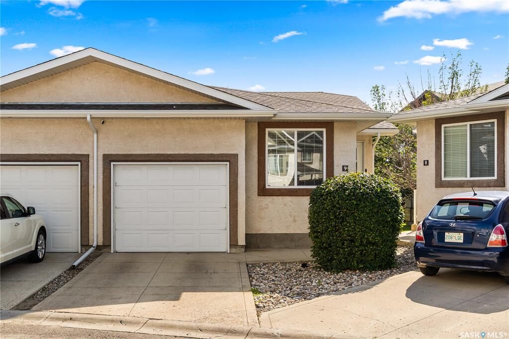 Photo de la propriété:  4425 Nicurity Drive 9  SK S4X 0E6 