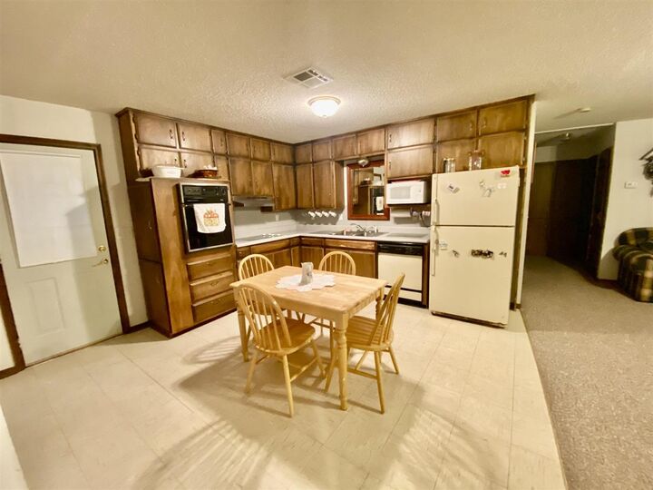 Property Photo: 416 Mulhall Avenue OK 73063
