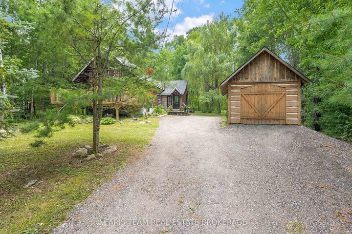 Property Photo:  457 Silver Birch Drive  ON L9M 0M5 