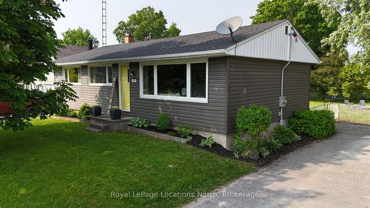 1661 George Johnston Road  Springwater ON L9X 2B2 photo