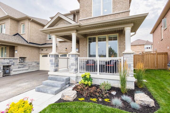 Property Photo:  107 Jim Mortson Drive  ON L9N 0R8 