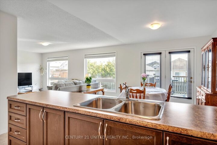 Photo de la propriété: 2691 Foxmeadow Road ON K9L 0A8