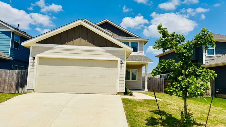 Property Photo: 2923 Brand Iron Drive TX 78666