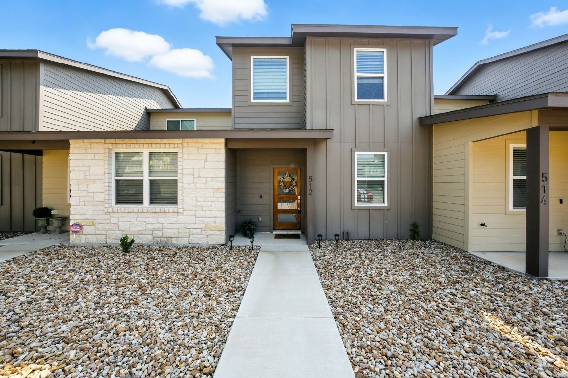 Property Photo:  512 Palmer Drive  TX 78645 