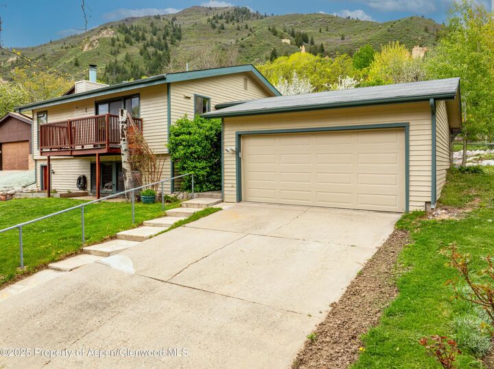 Property Photo:  1309 Riverview Avenue  CO 81601 