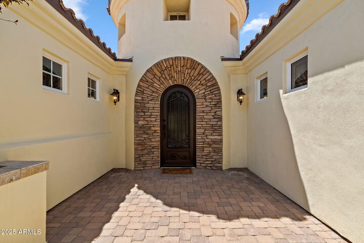 Property Photo: 1535 W Winter Drive AZ 85021