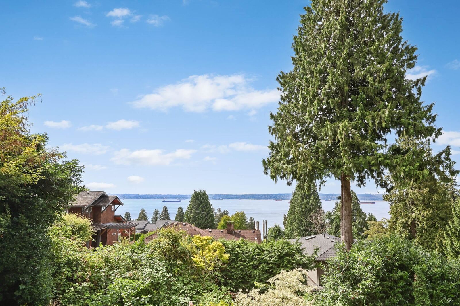 Property Photo:  2678 Ottawa Avenue  BC V7V 2T5 