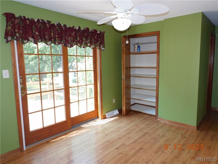 Property Photo: 4174 Victorian Dr NY 14075