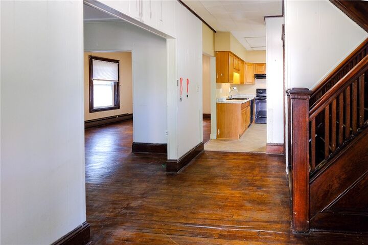 Property Photo:  374 Pennsylvania Avenue  NY 14904 